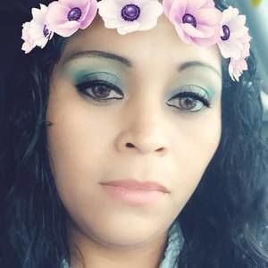 Meet your Posher, Rosana